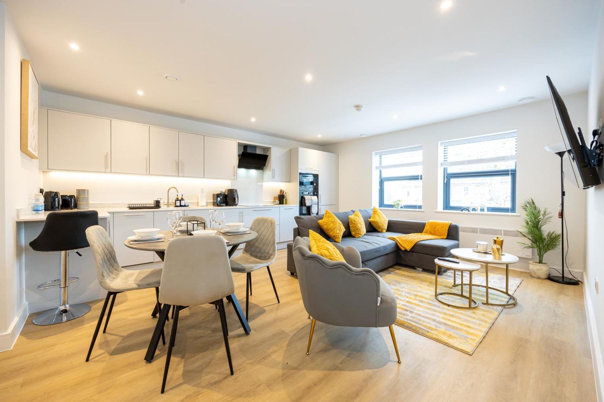 Modern 2 Bed Near Wythenshawe Hospital And Manchester Airport With Parking Экстерьер фото